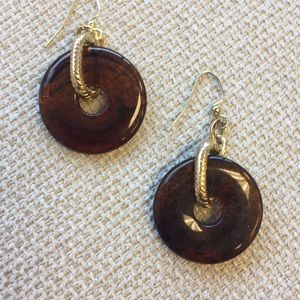 Turtle shell light wait in gold